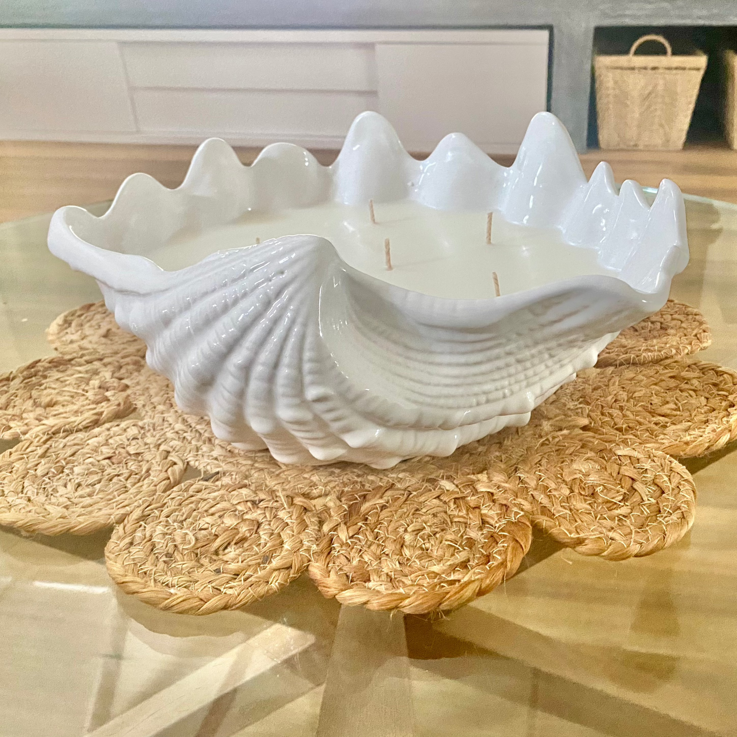 XXL Clam shell candle